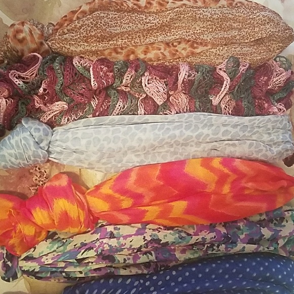 Scarves set! - Picture 2 of 3